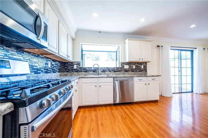 10894 Olinda Street 116, Sun Valley, California 91352