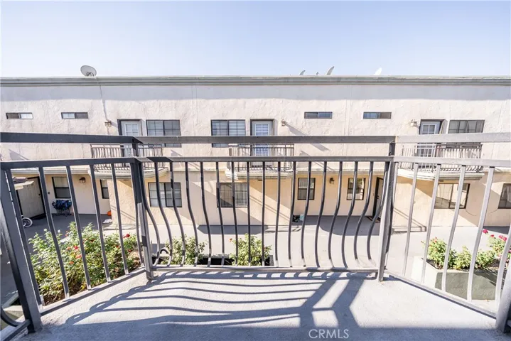 10894 Olinda Street 116, Sun Valley, California 91352
