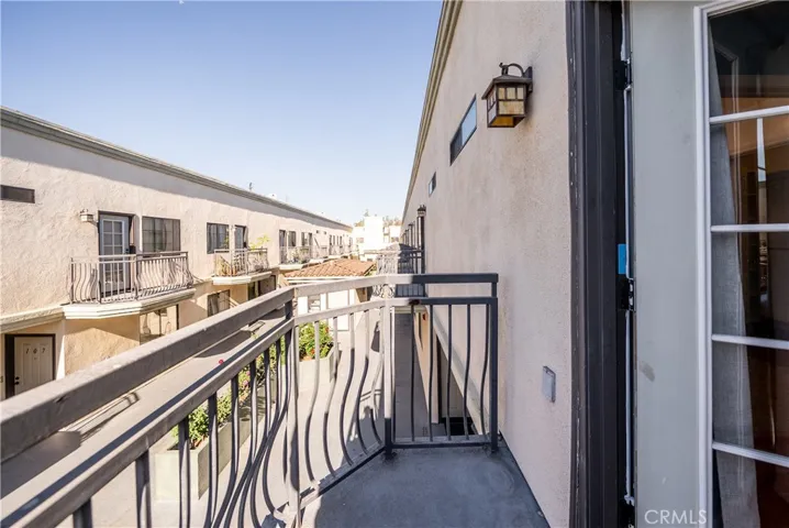 10894 Olinda Street 116, Sun Valley, California 91352
