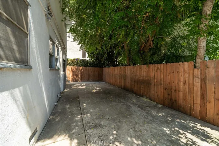 3624 Hughes Avenue, Los Angeles, California 90034