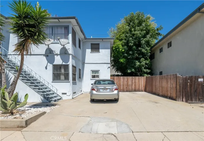 3624 Hughes Avenue, Los Angeles, California 90034