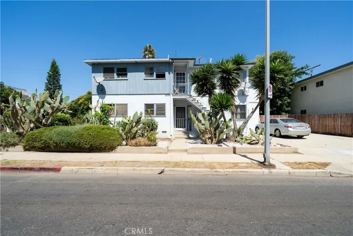 3624 Hughes Avenue, Los Angeles, California 90034