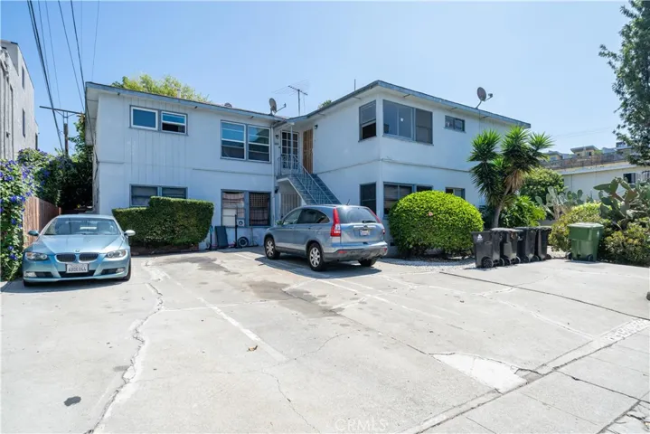 3624 Hughes Avenue, Los Angeles, California 90034