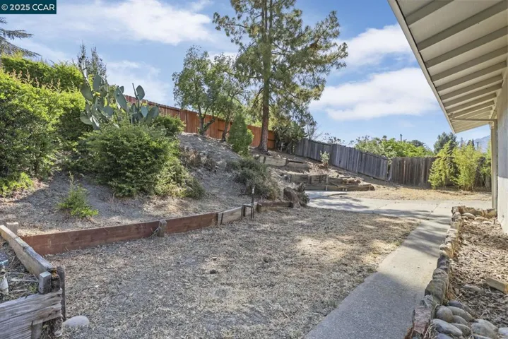 5223 Valmar Drive, Concord, California 94521