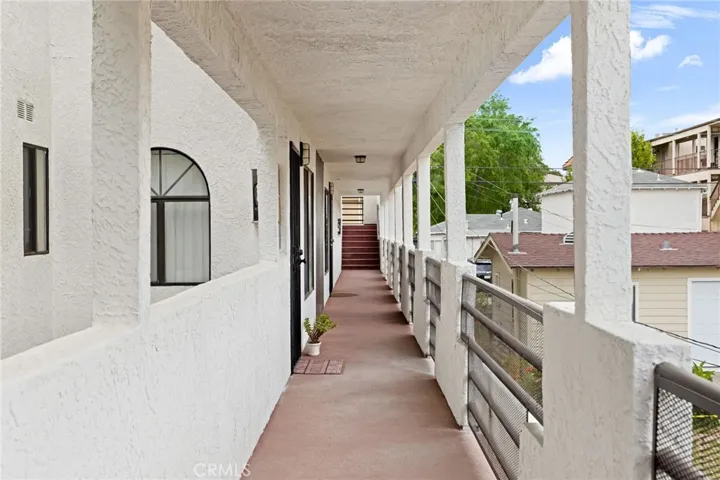1021 Linden Avenue, Glendale, California 91201