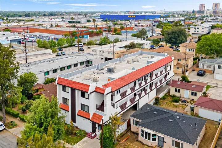 1021 Linden Avenue, Glendale, California 91201