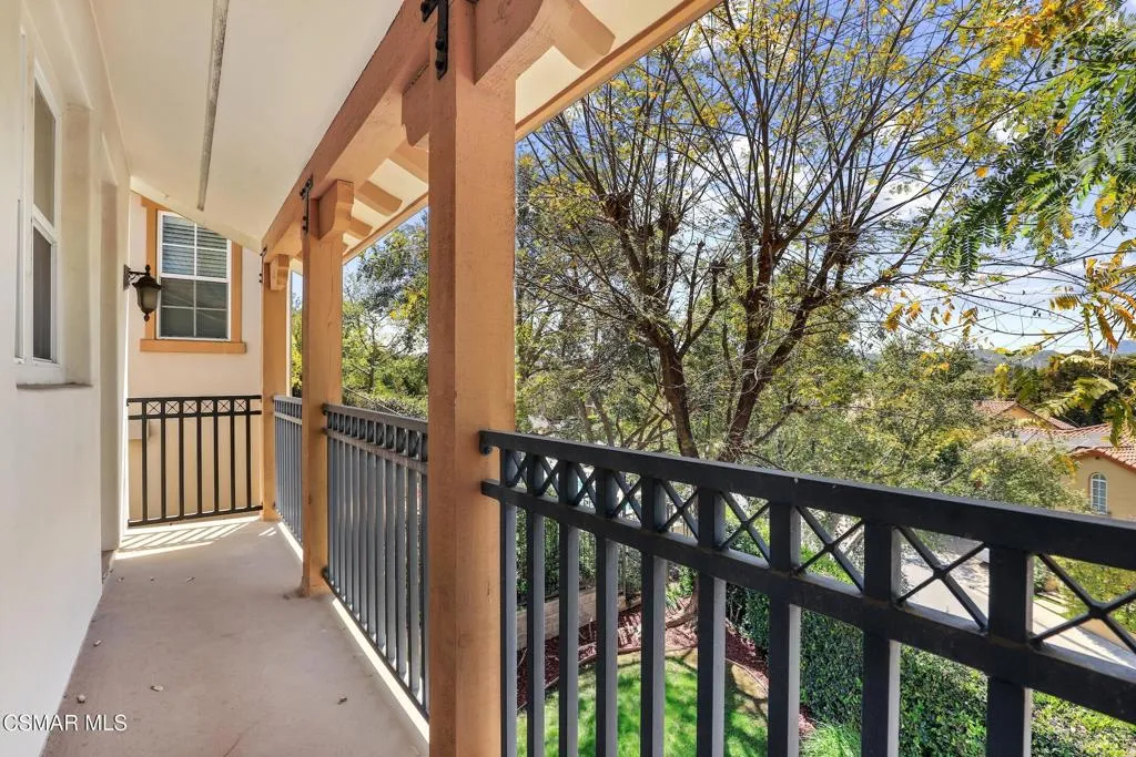 4659 Cielo Circle, Calabasas, California 91302 home-pic-24