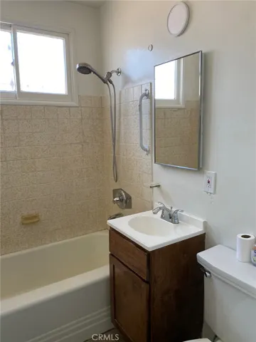 Hall bath .