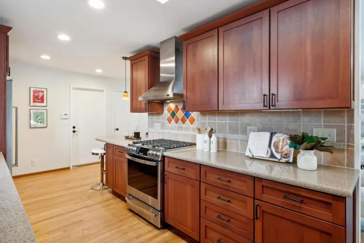 1410 Thunderbird Avenue, Sunnyvale, California 94087