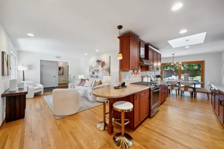 1410 Thunderbird Avenue, Sunnyvale, California 94087