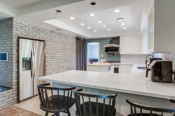 826 Terra Lane, El Cajon, California 92019