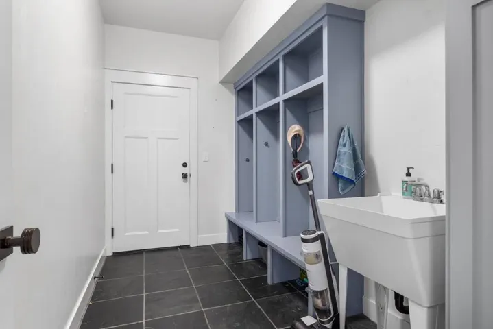 33 Polo Heights Road, Scotts Valley, California 95066