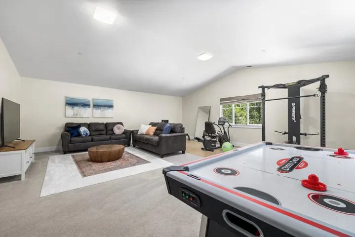 33 Polo Heights Road, Scotts Valley, California 95066
