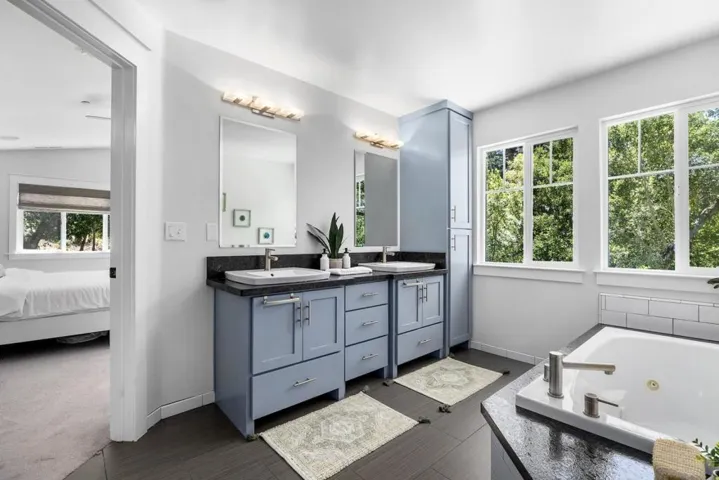 33 Polo Heights Road, Scotts Valley, California 95066