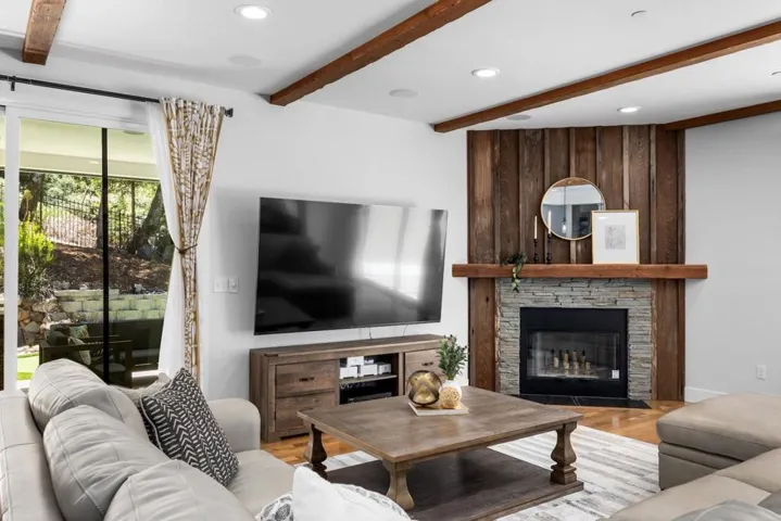 33 Polo Heights Road, Scotts Valley, California 95066