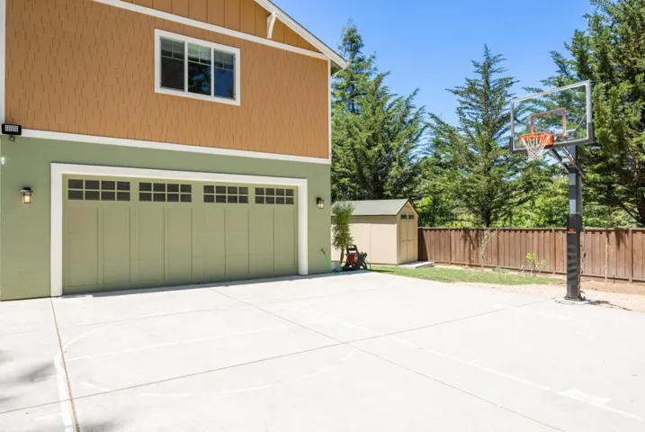 33 Polo Heights Road, Scotts Valley, California 95066