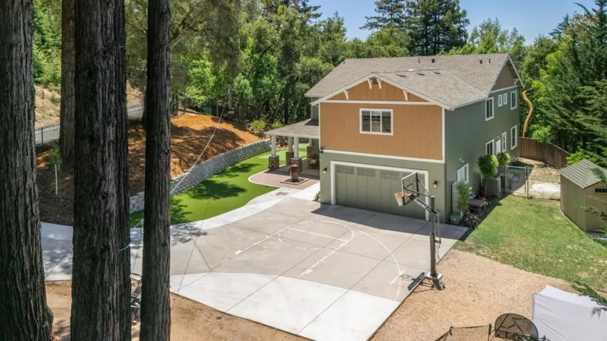 33 Polo Heights Road, Scotts Valley, California 95066