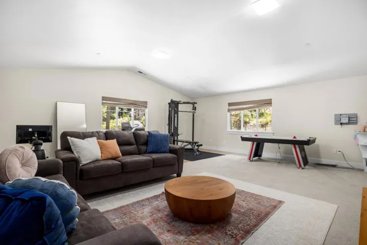33 Polo Heights Road, Scotts Valley, California 95066