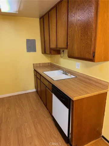 20930 Parthenia Street 109, Canoga Park, California 91304