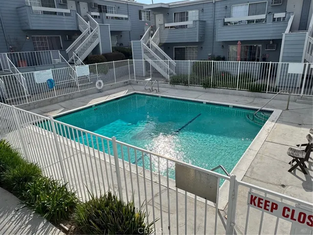 20930 Parthenia Street 109, Canoga Park, California 91304