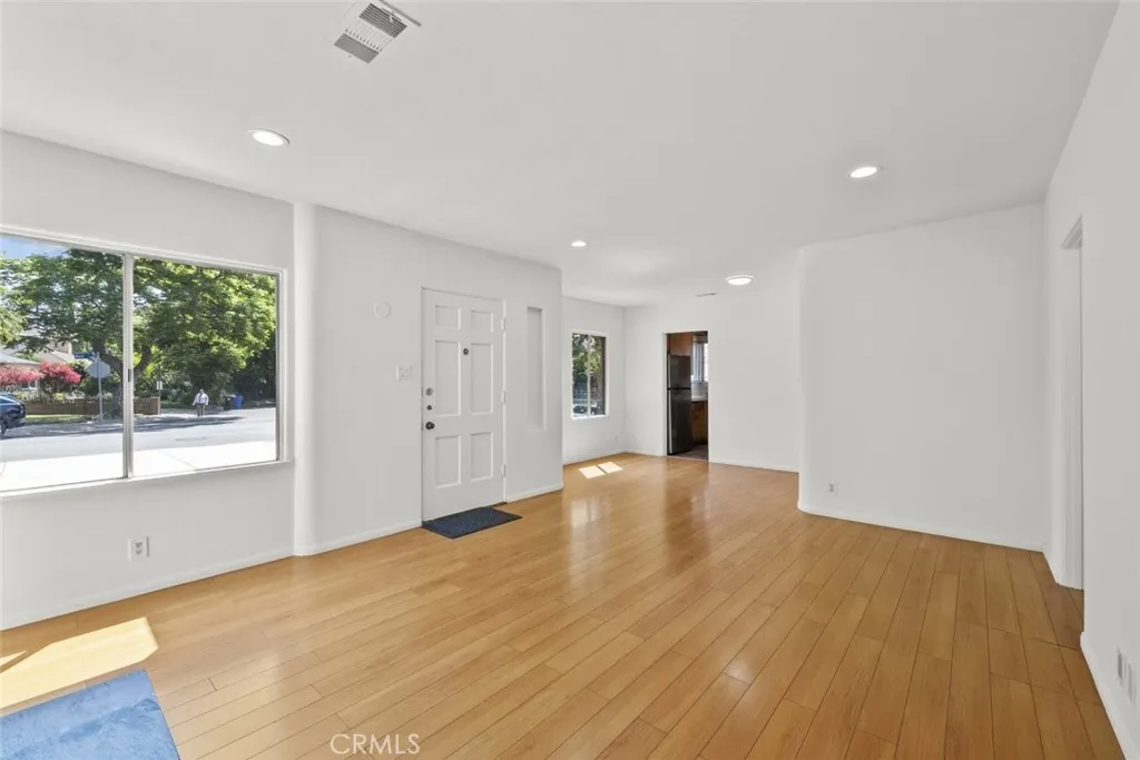 6031 Beck Avenue, North Hollywood, California 91606 home-pic-7