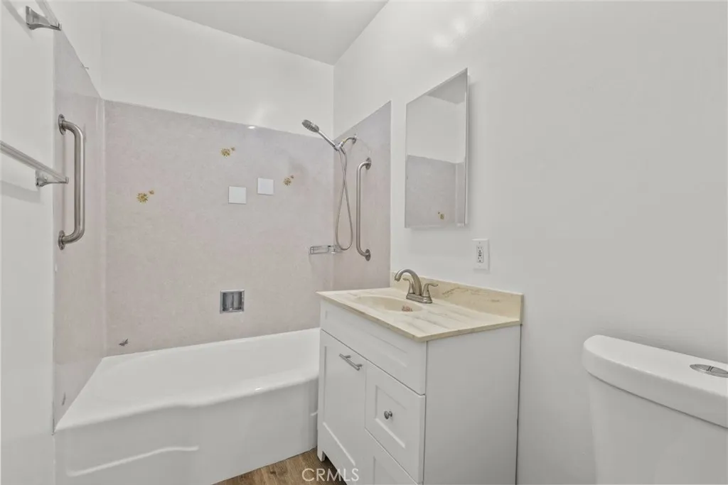 6031 Beck Avenue, North Hollywood, California 91606 home-pic-22