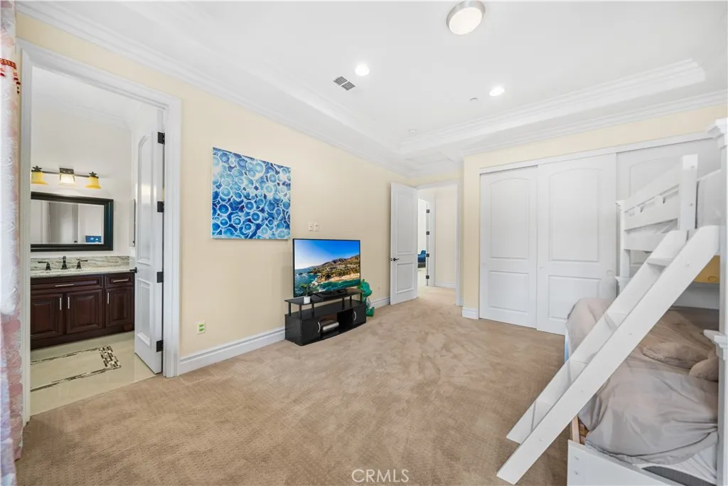 553 Woodward Boulevard, Pasadena, California 91107 home-pic-47