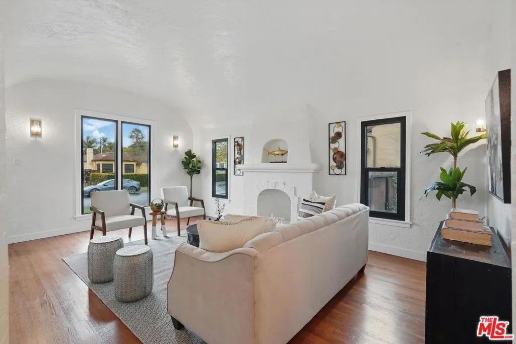 8919 Beverlywood Street, Los Angeles, California 90034 home-pic-3