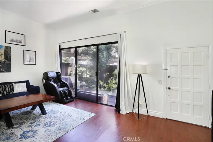 1200 Indiana Avenue 4, South Pasadena, California 91030