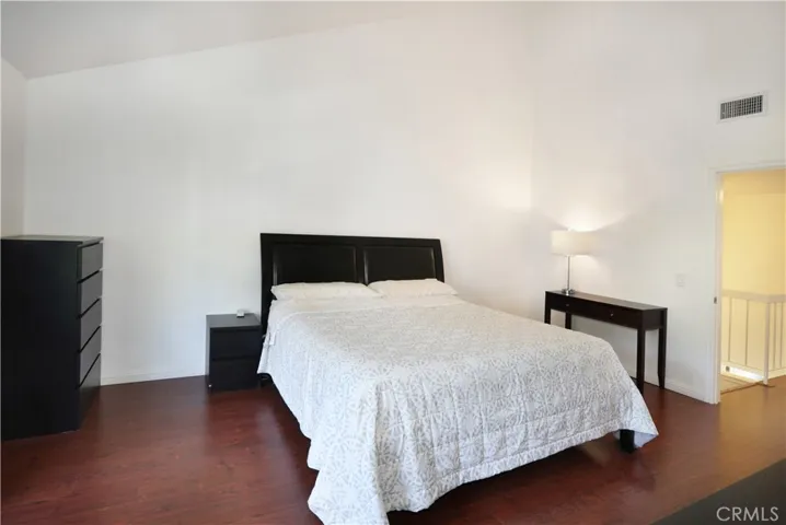 1200 Indiana Avenue 4, South Pasadena, California 91030