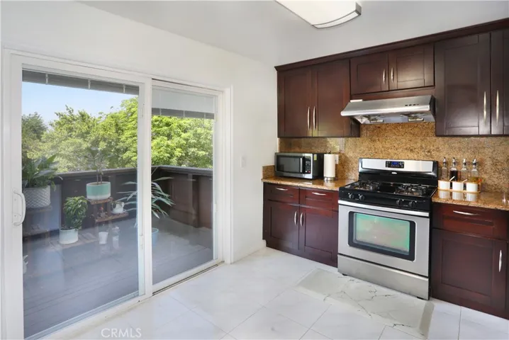 1200 Indiana Avenue 4, South Pasadena, California 91030
