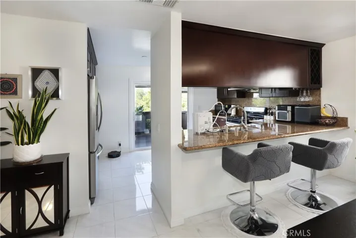 1200 Indiana Avenue 4, South Pasadena, California 91030