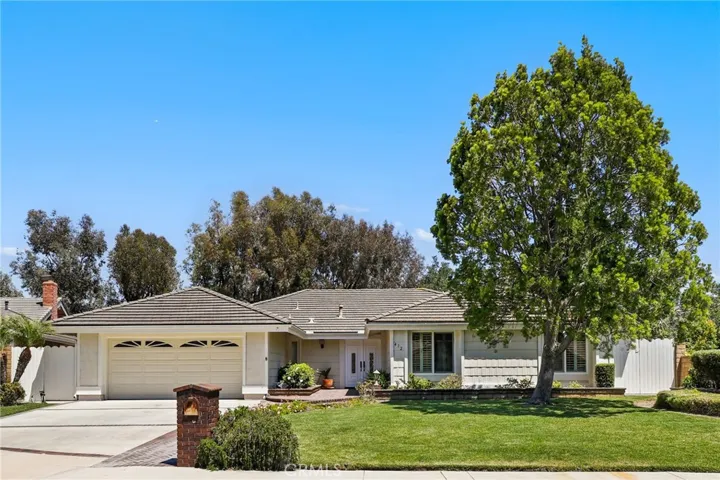 412 S Oakgrove Circle, Anaheim Hills, California 92807
