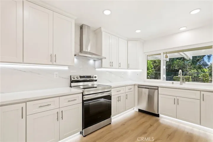 412 S Oakgrove Circle, Anaheim Hills, California 92807