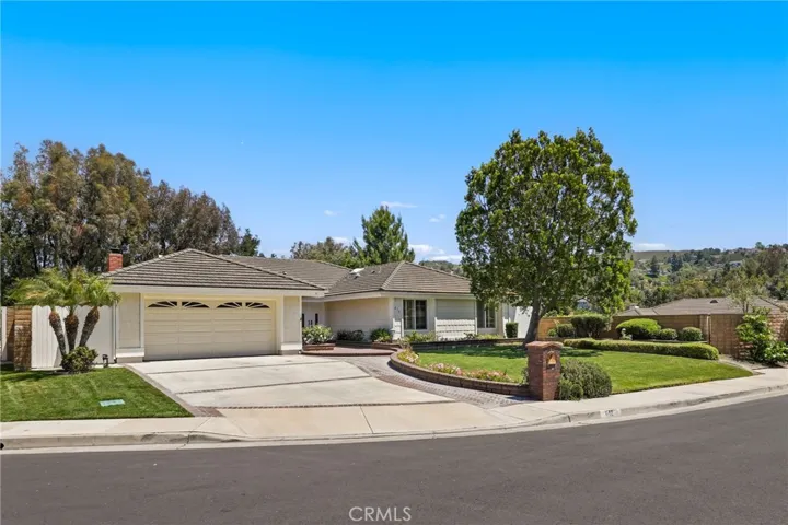 412 S Oakgrove Circle, Anaheim Hills, California 92807