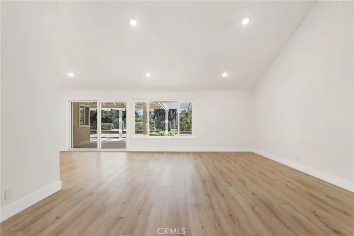412 S Oakgrove Circle, Anaheim Hills, California 92807