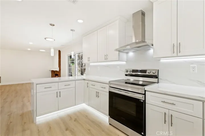 412 S Oakgrove Circle, Anaheim Hills, California 92807