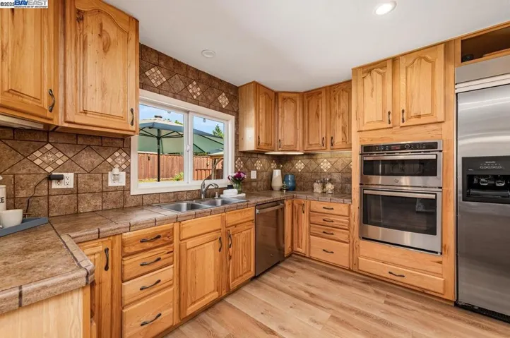 664 Murdell Ln, Livermore, California 94550