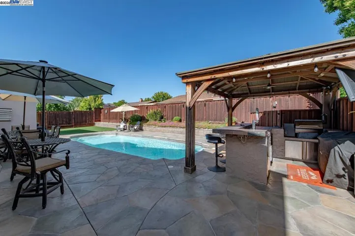 664 Murdell Ln, Livermore, California 94550