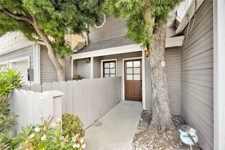 1835 S Alta Vista Avenue, Monrovia, California 91016