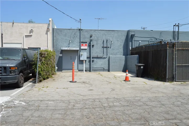 3806 W Burbank Boulevard, Burbank, California 91505