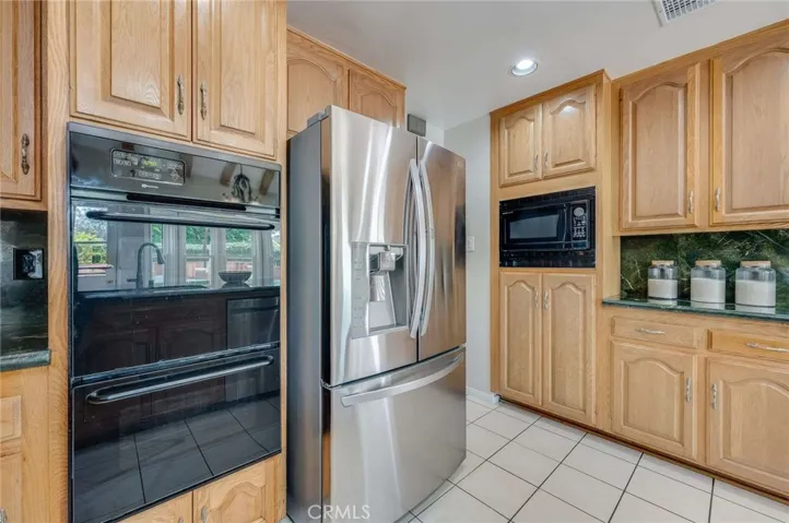 Oak Cabinets and Granite counter tops