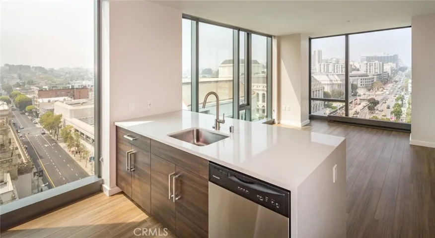 150 Van Ness Avenue 1314, San Francisco, California 94102