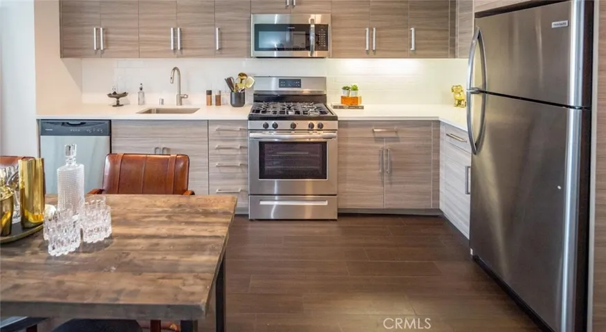 150 Van Ness Avenue 1314, San Francisco, California 94102