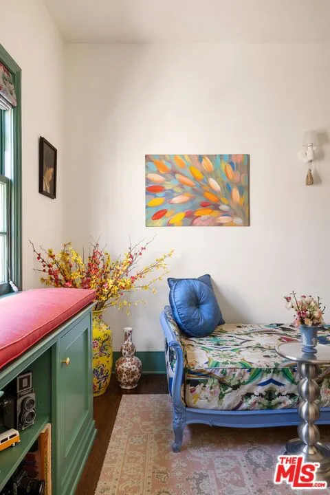 10966 Strathmore Drive 8, Los Angeles, California 90024 home-pic-22