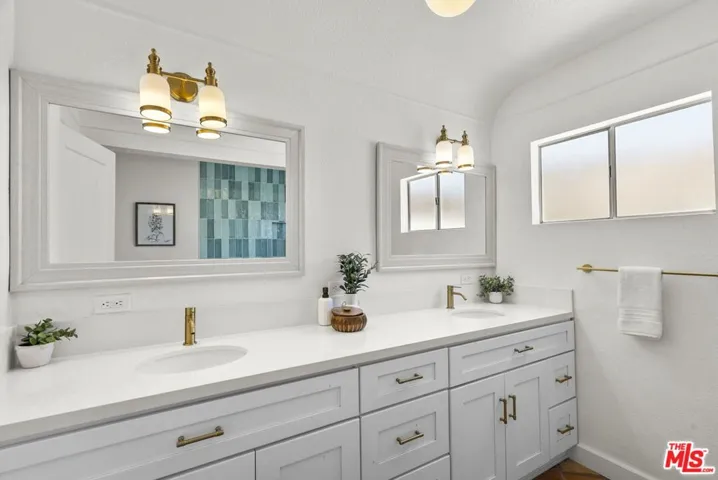 2959 Potomac Avenue, Los Angeles, California 90016
