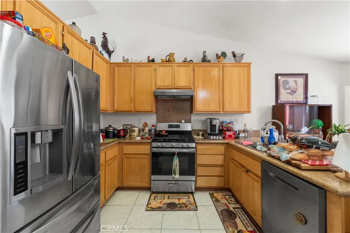8412 Eucalyptus Avenue, California City, California 93505