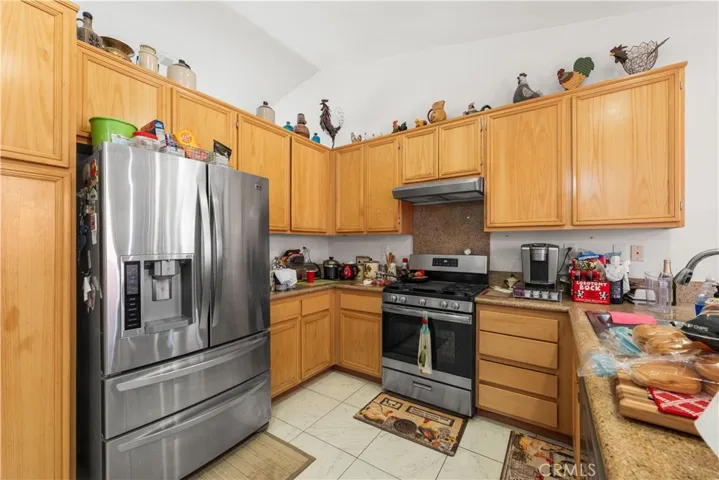 8412 Eucalyptus Avenue, California City, California 93505