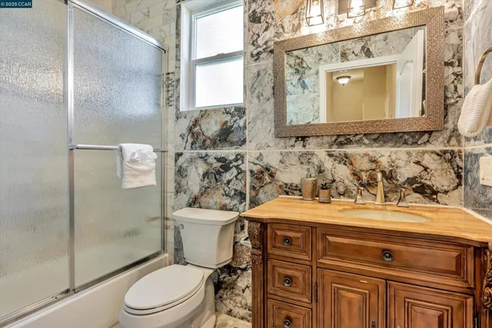 1514 9th Street, Oakland, California 94607
