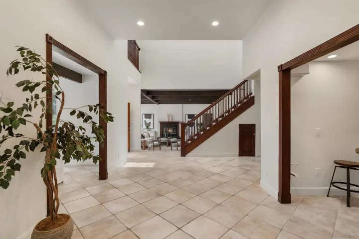 15718 Circo Diegueno, Rancho Santa Fe, California 92091